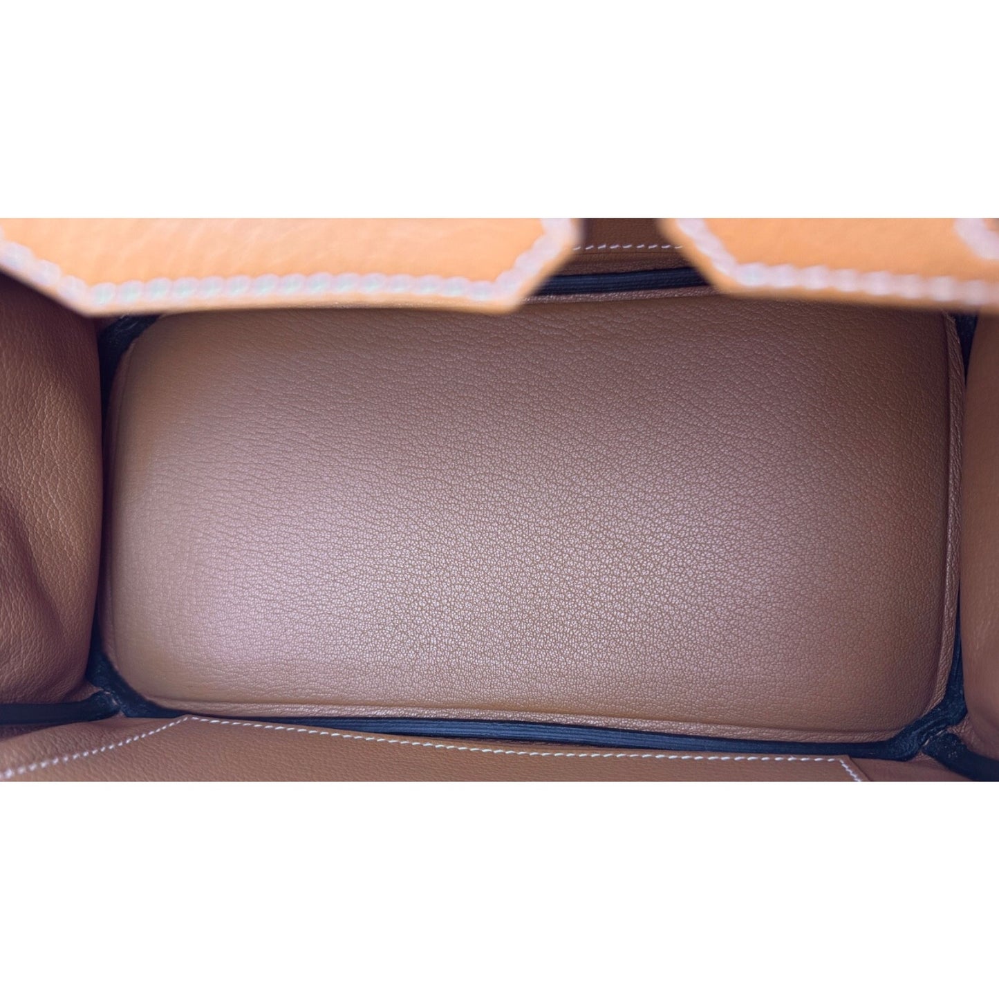 Hermes Birkin 25 Gold Tan Novillo Leather Gold Hardware Handbag