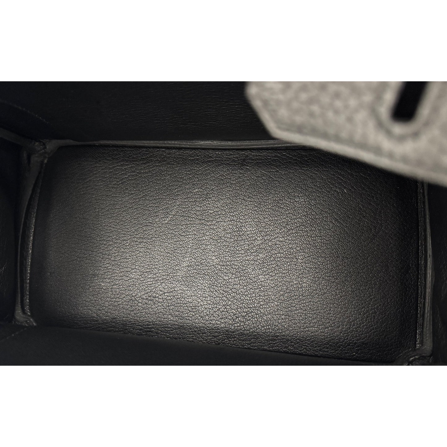 Hermes Birkin 25 Black Noir Togo Leather Gold Hardware Handbag