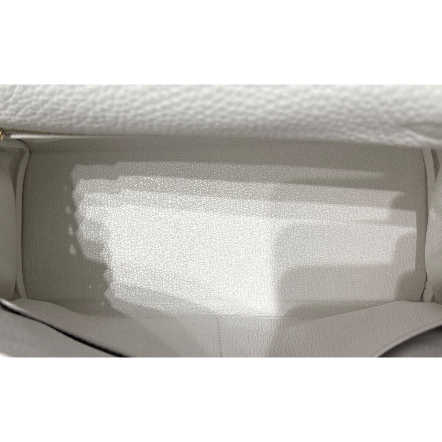 Hermes Kelly 28 White Blanc Togo Leather Gold Hardware RARE