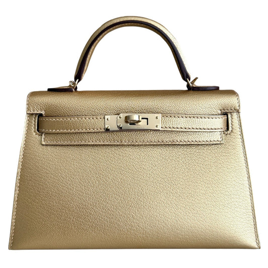 Hermès Kelly Mini 20 Dore Gold Chevre Chamkilight Permabrass Hardware 2026