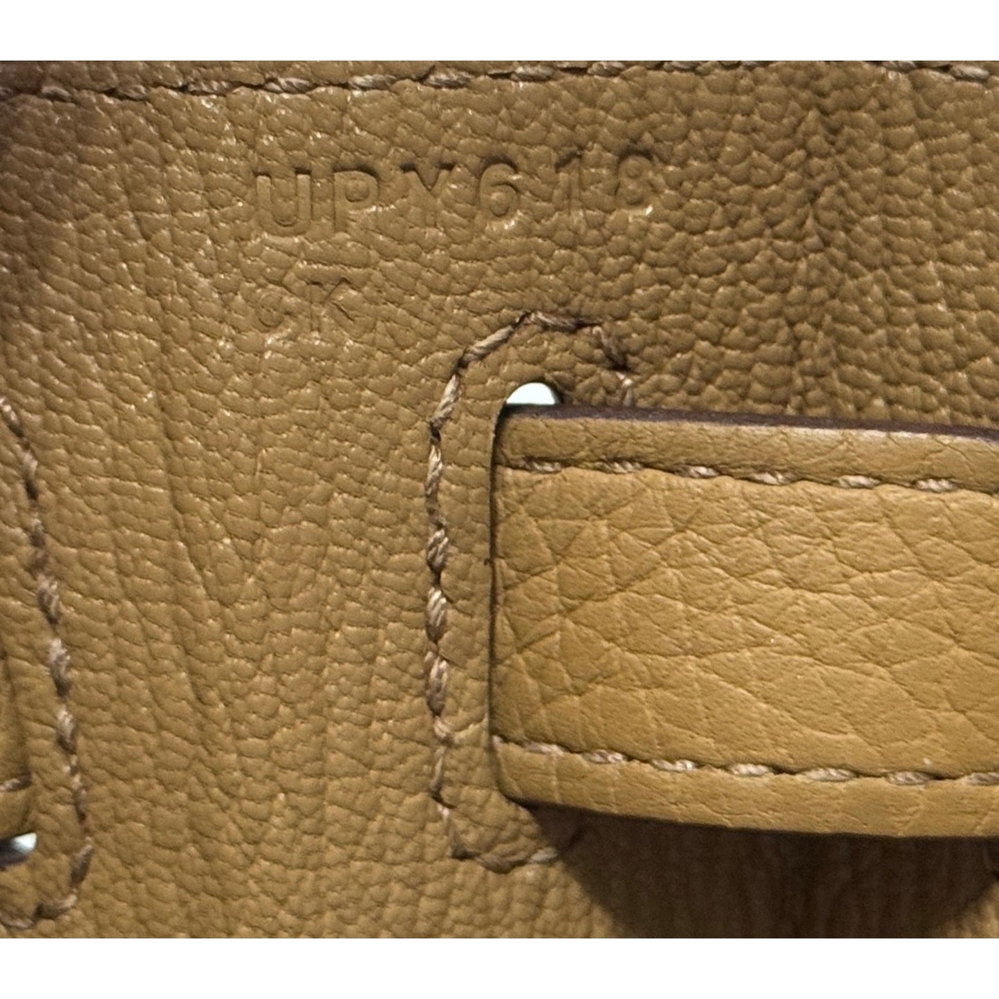 Hermes Kelly 28 Biscuit Tan Togo Leather Gold Hardware RARE