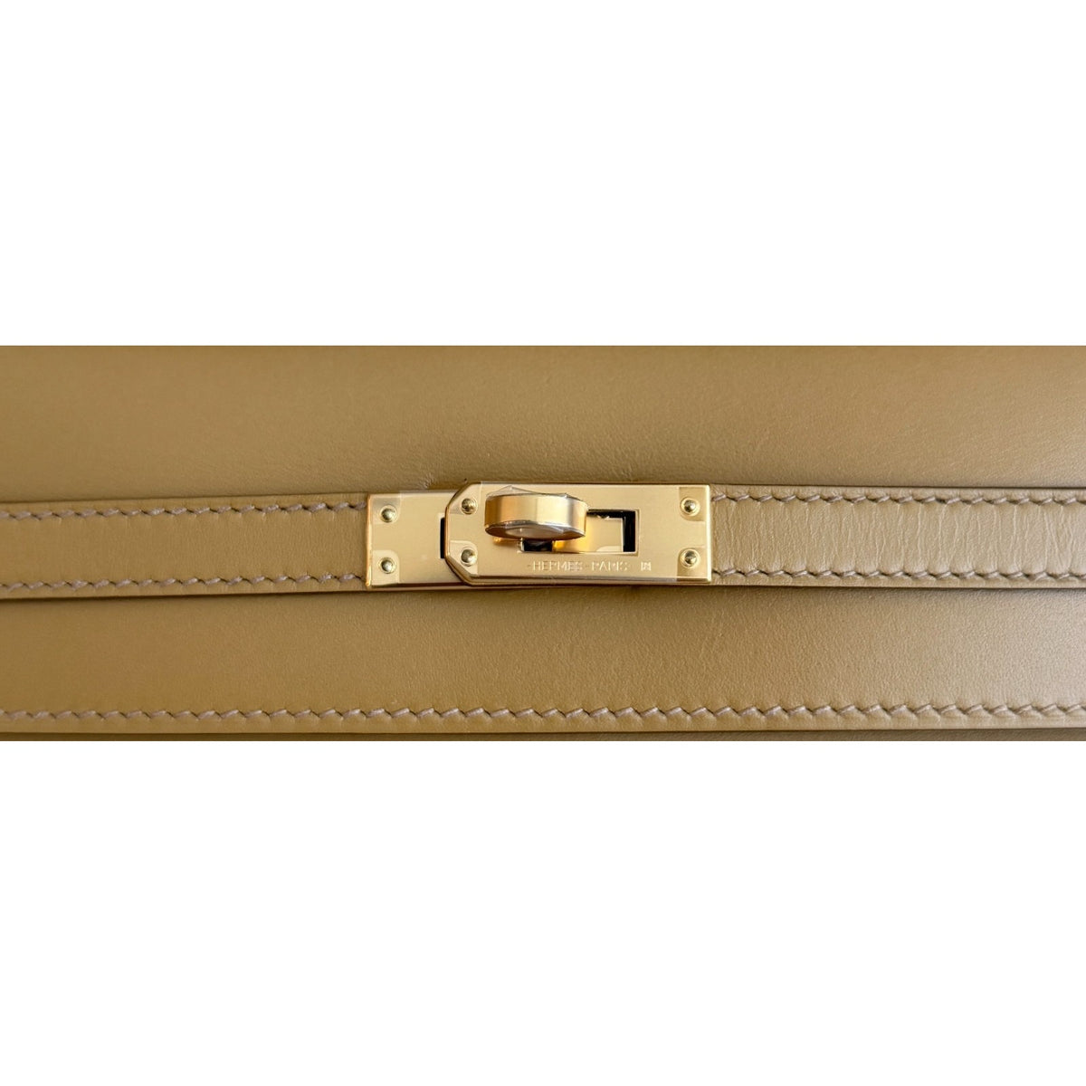 Hermes Kelly 25 Sellier Poussiere Tan Tadelakt Leather Gold Hardware RARE