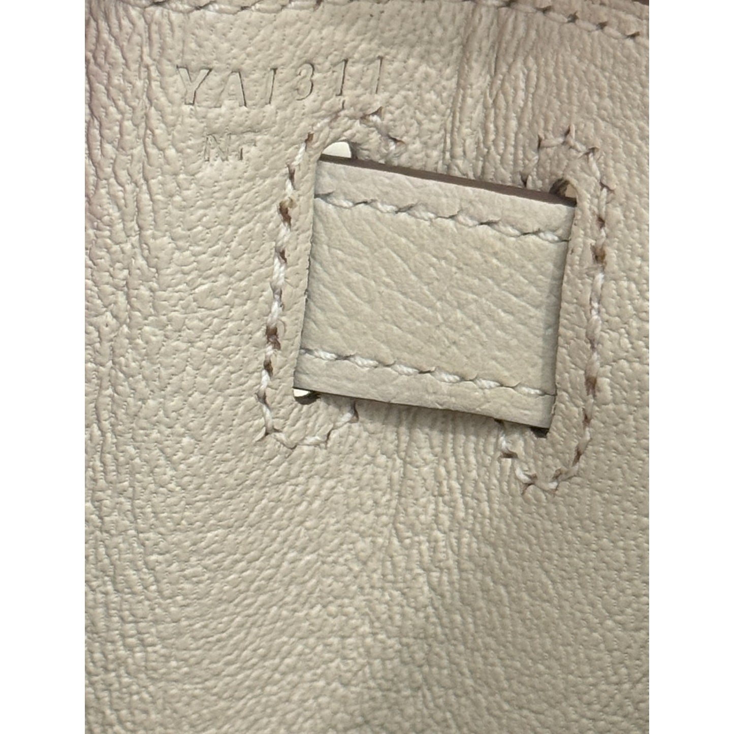 Hermes Kelly 28 Sellier Craie White Epsom Leather Gold Hardware RARE