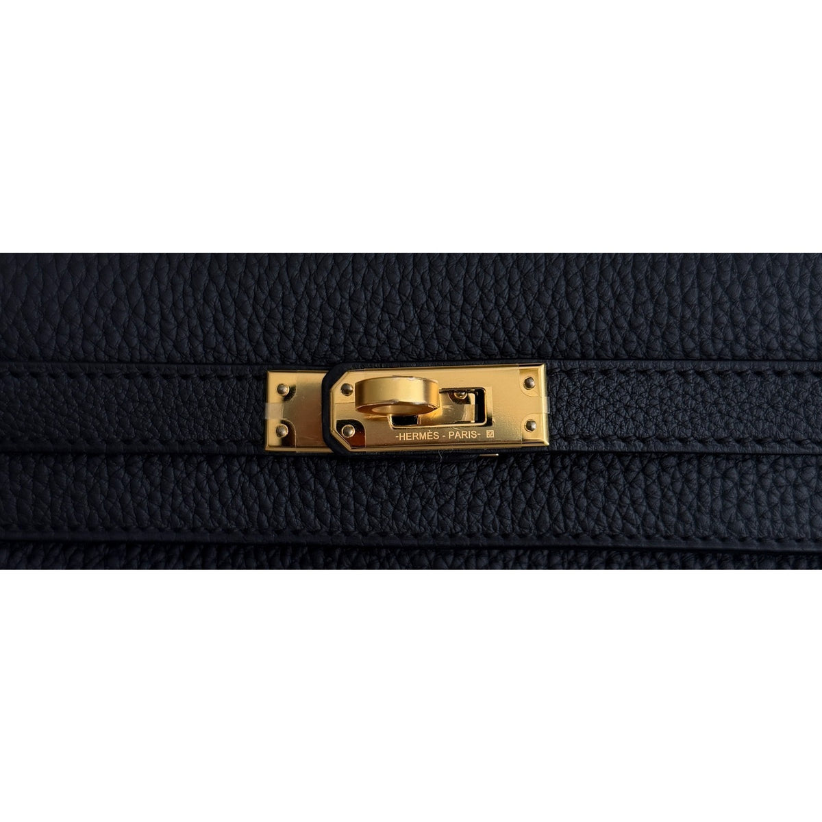 Hermes Kelly 25 Black Noir Togo Leather Gold Hardware RARE