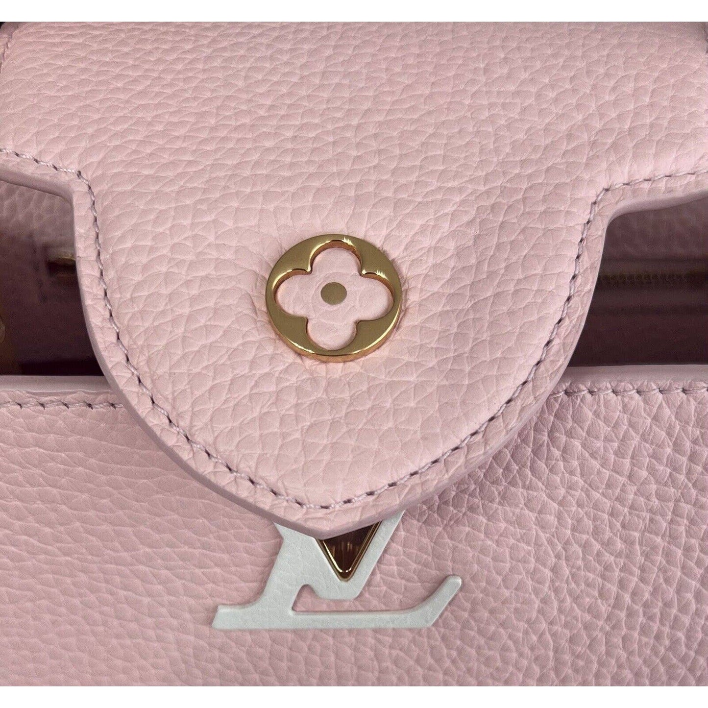 New Limited Edition Louis VUITTON Capucines pm Pink Leather Hand Shoulder Bag